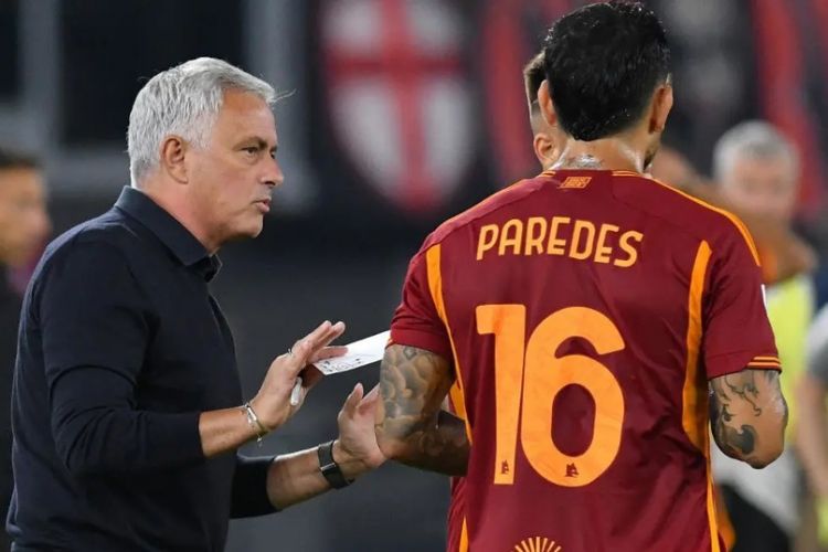 Paredes Mourinyo ilə belə vidalaşdı