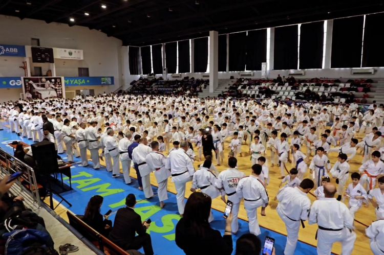 Azərbaycan Fullkontakt Kyokuşin Karate Federasiyasının qış seminarı keçirildi