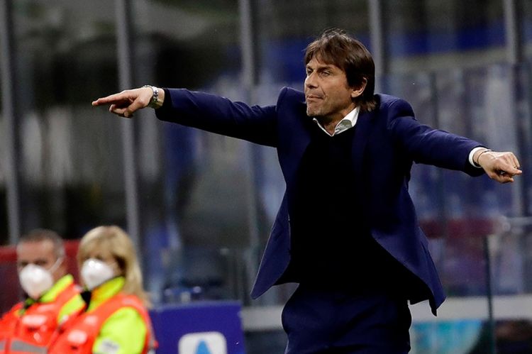 Konte "Milan"a qayıdır