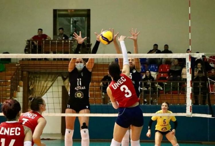 “Azərreyl” yenidən liderliyi ələ keçirib