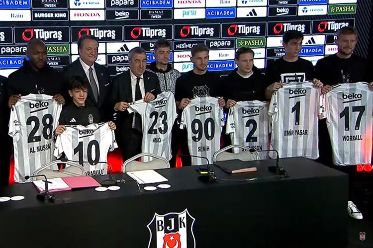 "Beşiktaş"dan imza şou!