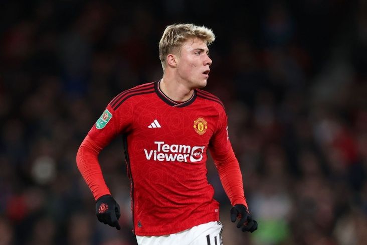 Maquayr Hoylundu təriflədi