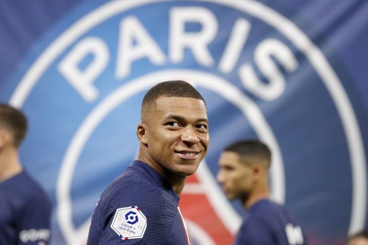 Madrid klubu Mbappe transferini paylaşdı - FOTOLAR