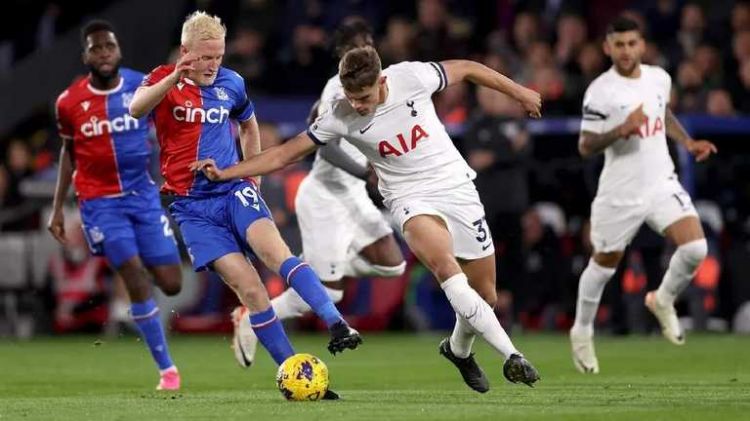 "Tottenhem" "Kristal Pelas"ı məğlub edib