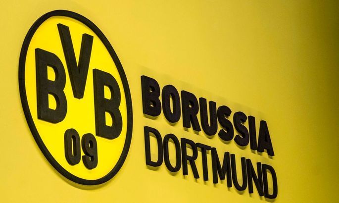 Dortmund "Borussiya"sı "Milan"ın forvardına göz dikib
