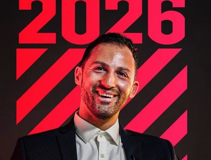 Millinin baş məşqçisi ilə yeni müqavilə