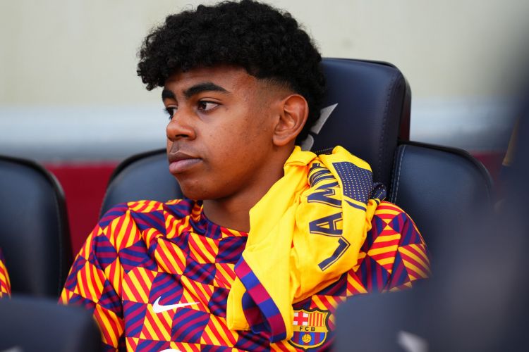 Lamin Yamal Messi ilə müqayisələrə cavab verib