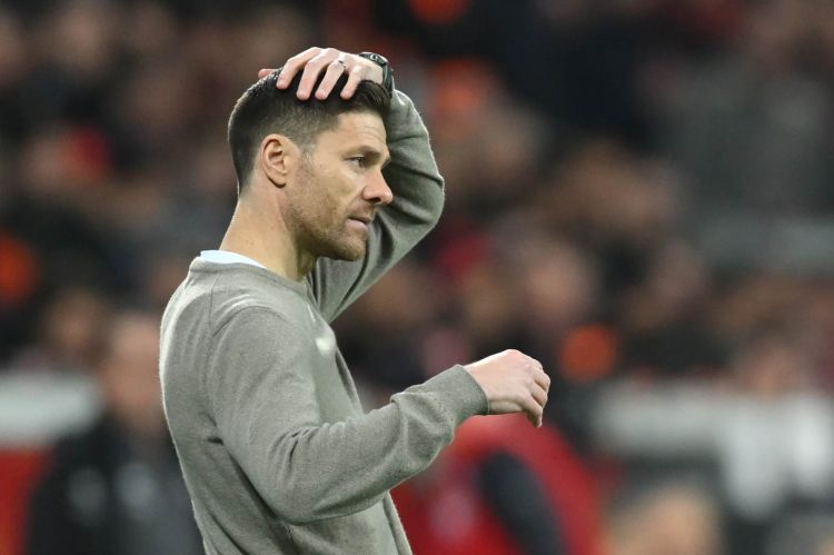 Xabi "Bavariya" ilə müqavilə imzalayacağı futbolçunu seçib