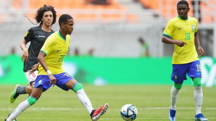 "Arsenal" Messinonu hədəfə alıb