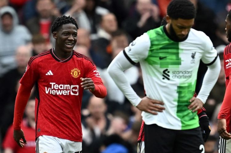 "Mançester Yunayted" "Liverpul"la heç-heçə etdi