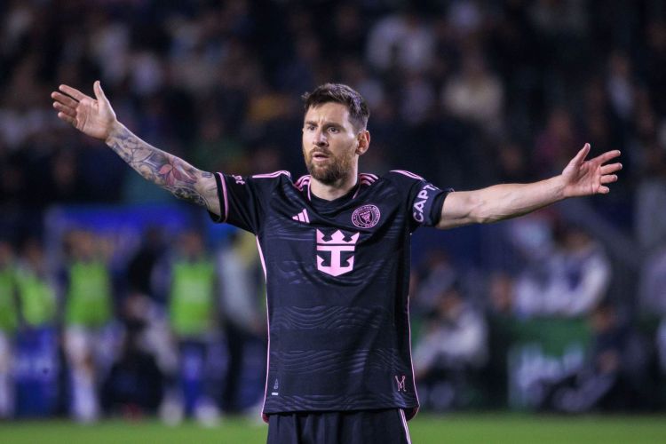 Messi MLS mükafatını qazandı