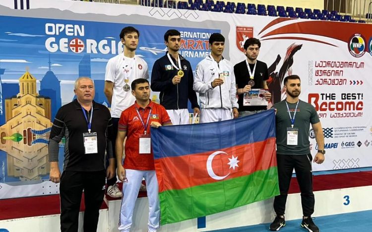 Azərbaycan karateçiləri Gürcüstanda keçirilən beynəlxalq turnirdə 13 medal qazanıb
