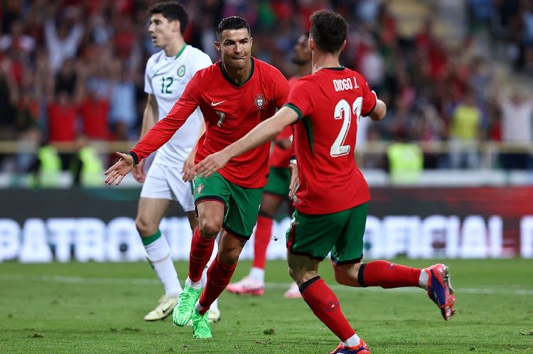 "Spartak"ın əfsanəsi: "Ronaldonun ayaqlarından öpərdim"