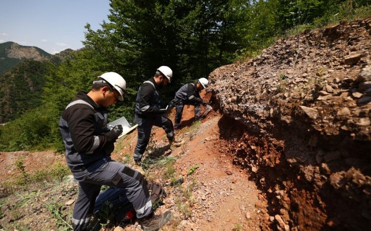 “AzerGold” Şərqi Zəngəzurda daha bir təzahür sahəsində axtarış-qiymətləndirmə işlərinə başlayıb