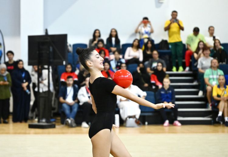 Azərbaycanın bədii gimnastı Gimnaziadada qızıl medal qazanıb