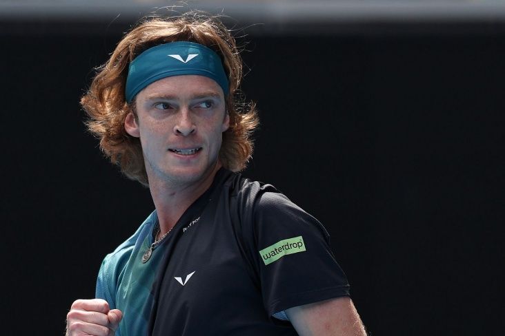 Andrey Rublev beş aydan sonra ilk dəfə yarımfinalda oynayacaq