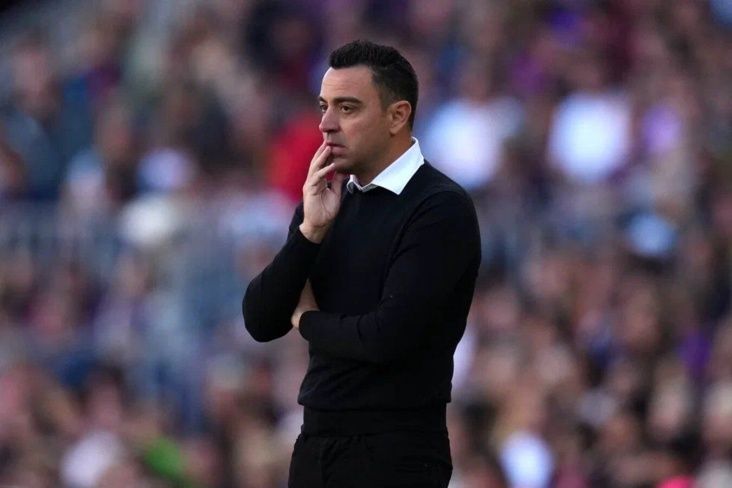 Xavi "Barselona" akademiyasının gənc oyunçularına güvəndiyi üçün qürur duyur