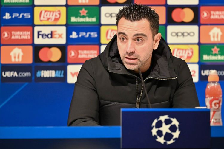 Xavi dünyanın ən yaxşı məşqçilərinin adını açıqlayıb