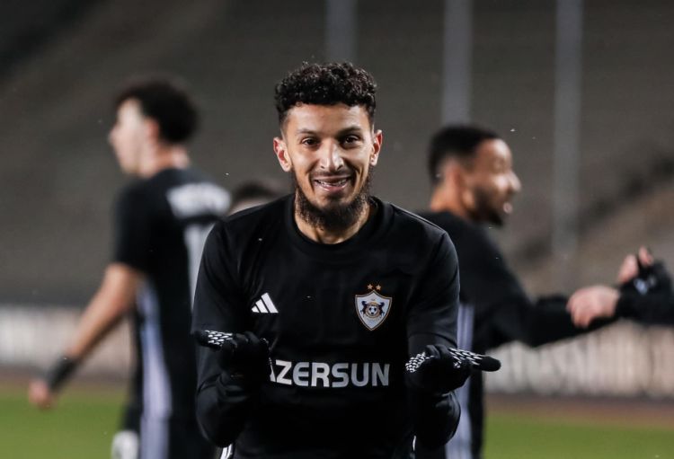 Abdullah Zubir “Qarabağ”da 300-cü oyununu keçirib