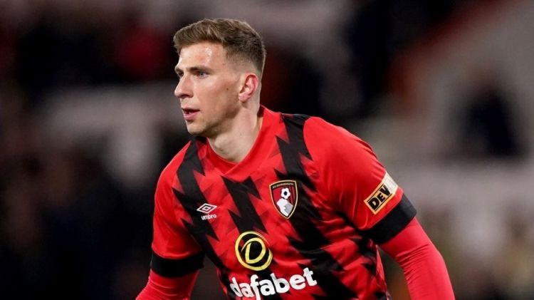 PSJ Ukrayna millisinin müdafiəçisini transfer etməkdə israrlıdır