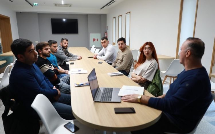 Azərbaycan Cüdo Federasiyasında hakimliyə namizədlər üçün nəzəri seminar təşkil edilib