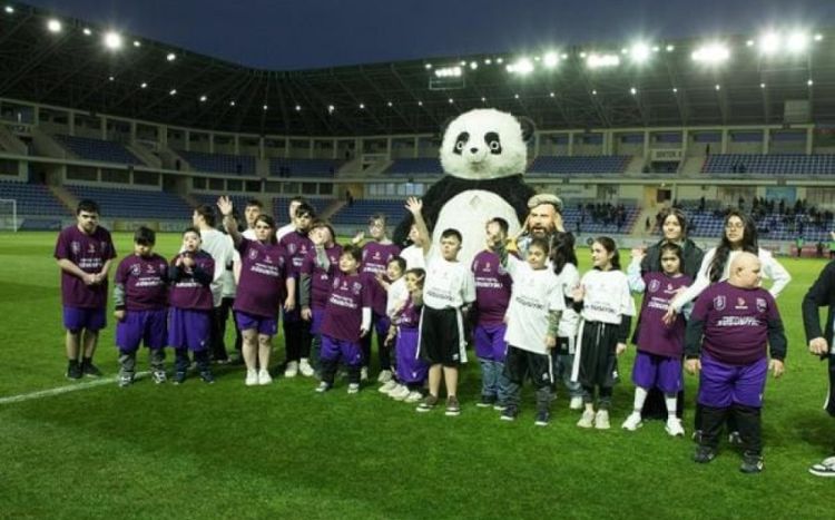 Daun sindromlu uşaqlar üçün futbol tədbiri təşkil olunub