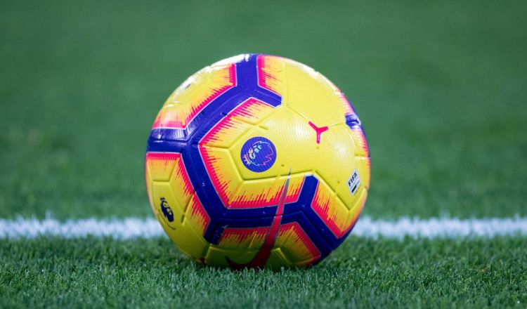 “Mançester Yunayted” futbolçunu “Tottenhem”dən qoparmaq istəyir