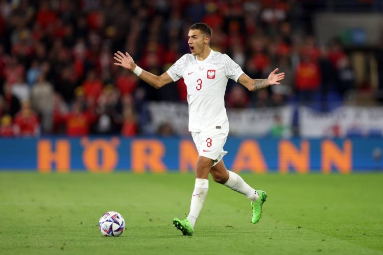 "Yuventus" və "İnter" "Arsenal"ın müdafiəçisini transfer etmək istəyir