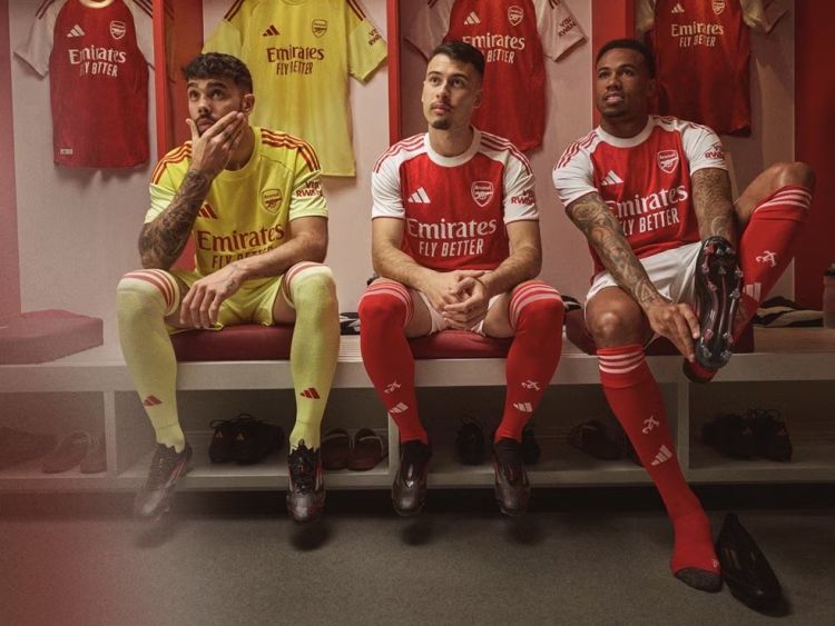 "Arsenal" 2025/2026 mövsümündəki ev formasını təqdim edib - FOTOLAR