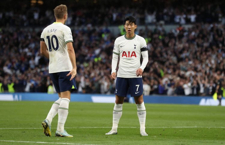 "Tottenhem"in futbolçusu şantajın qurbanı olub