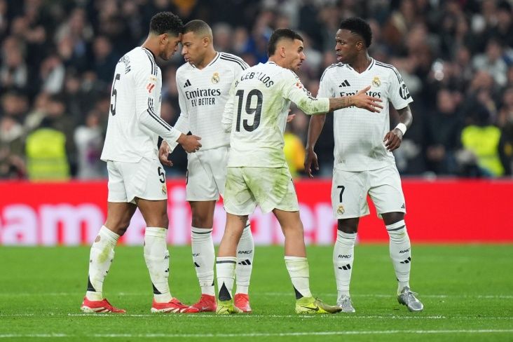 "Real Madrid" üç yarımmüdafiəçi ilə maraqlanır