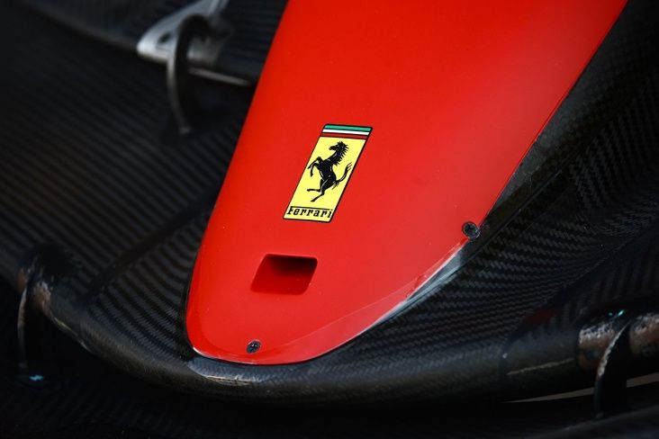 FIA "Ferrari"ni təkər qaydasını pozduğuna görə cərimələdi