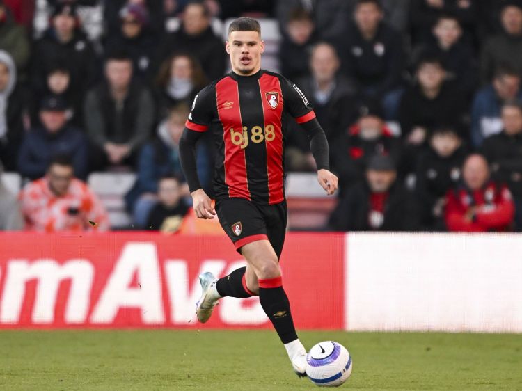 "Mançester Siti" Miloş Kerkesi transfer etmək istəyir