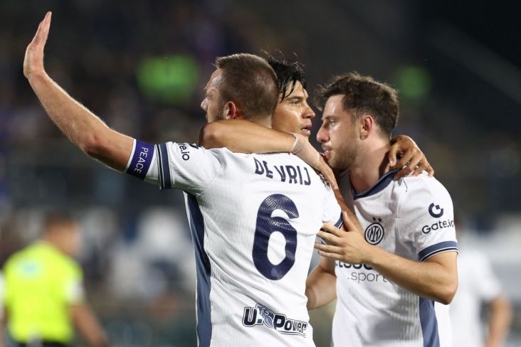 "İnter" səfərdə "Komo"nu məğlub edib