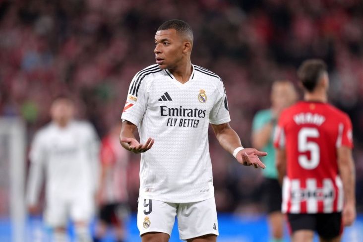 Kilian Mbappe 2024/2025 mövsümünün ən yaxşı oyunçusu seçilib