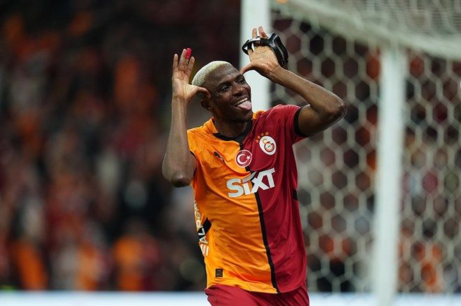 "Barselona" Viktor Osimhenin transferindən imtina edib