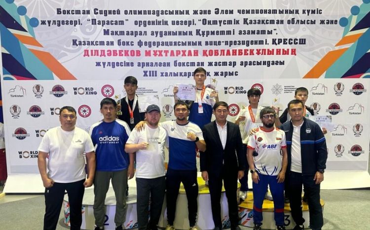 Azərbaycan boksçusu Qazaxıstanda bürünc medal qazanıb