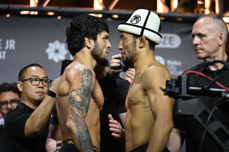 UFC turnirindən əvvəl üz-üzə mərasimi keçirilib