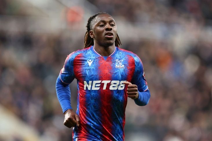 London nəhəngləri ingilis hücumçuya görə rəqabət aparırlar