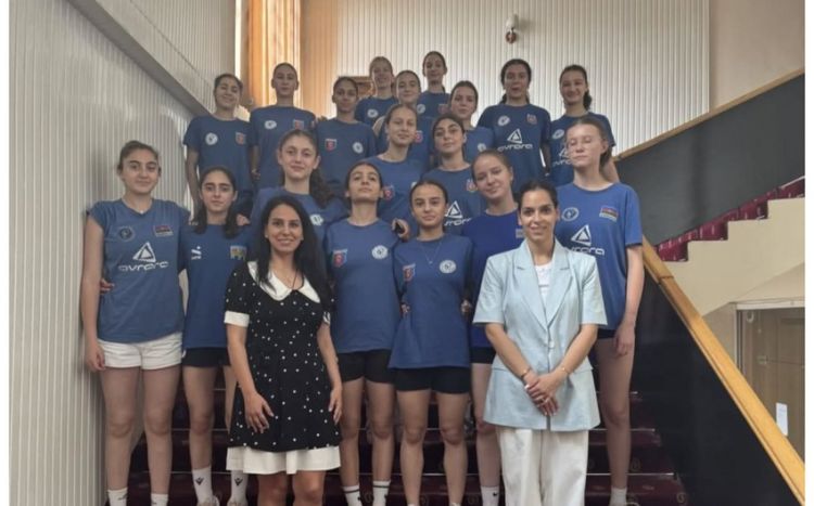 AMADA gənc voleybolçulardan ibarət millinin üzvləri üçün seminar keçirib