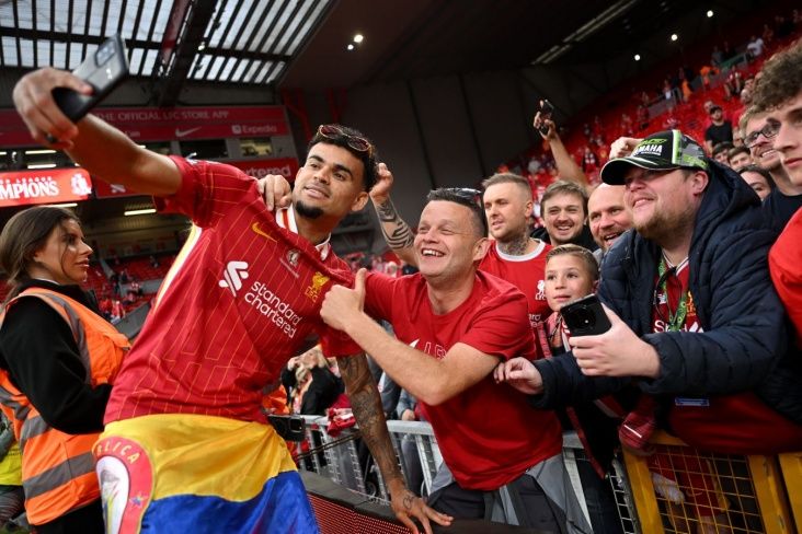 "Liverpul" Luis Dias üçün "Bavariya"nın təklifini rədd edib