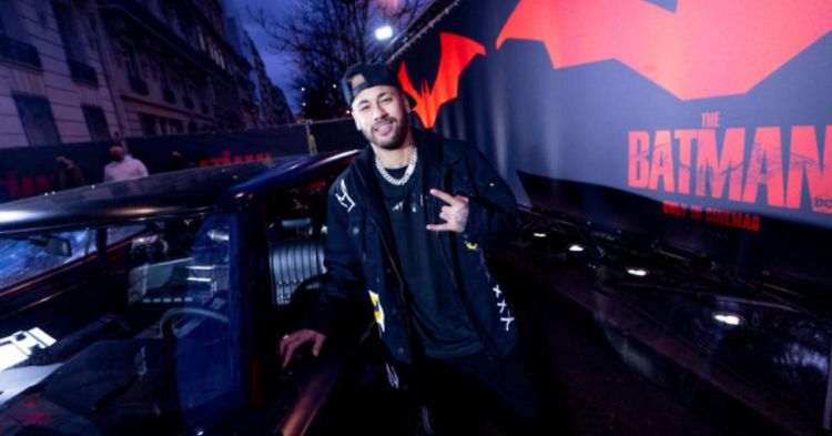Neymar 1,5 milyon dollara Batmobil alıb - FOTOLAR
