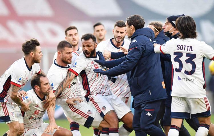 "Napoli" onu icarəyə verib