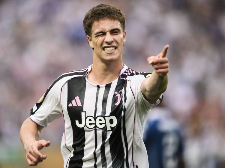 "Çelsi"nin Yıldız üçün təklifi rədd edilib