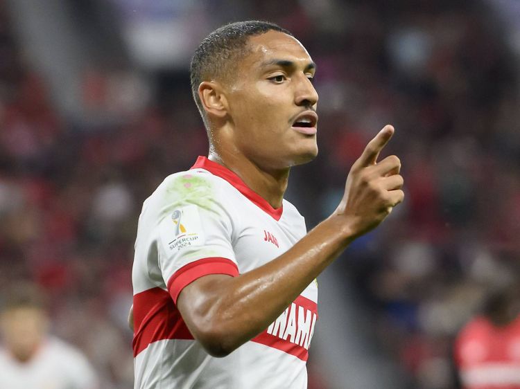 "Əl-Əhli" onun transfer hüquqlarını aldı