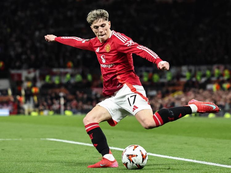 Qarnaço “Çelsi”yə keçməyə hazırdır