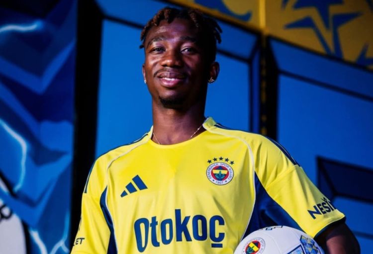 “Fənərbağça” “Zaltsburq”un hücumçusunu transfer etdi