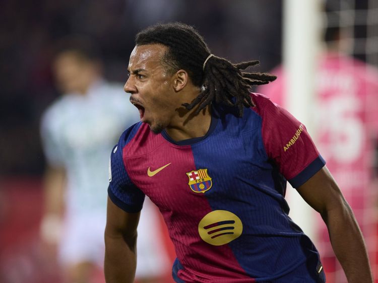 Jül Kunde “Barselona” ilə yeni müqavilə imzaladı