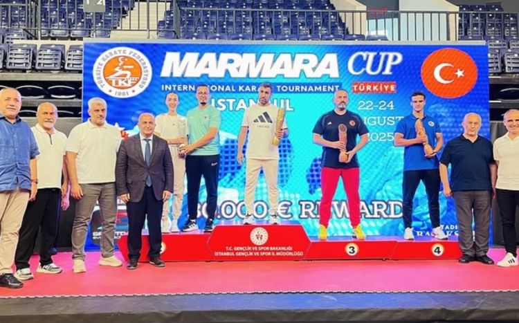 Azərbaycan karateçiləri “Marmara Cup”da birinci yeri tutublar