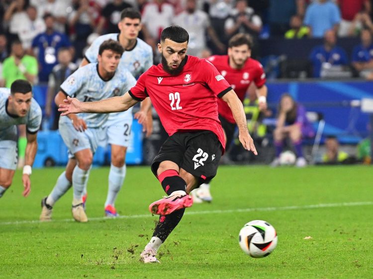  "Vilyarreal" "Lion"un hücumçusunu transfer edir